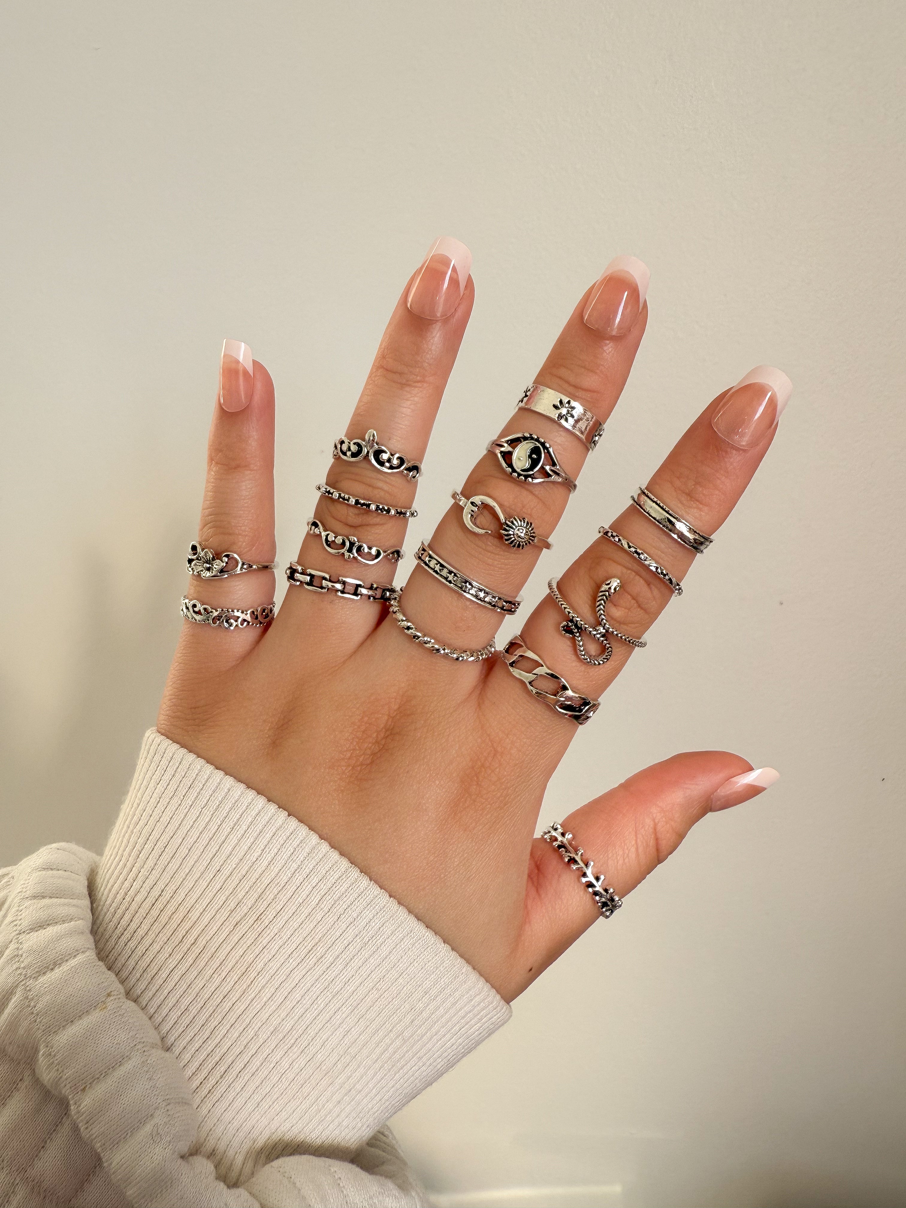 16pcs Antique Ring Set