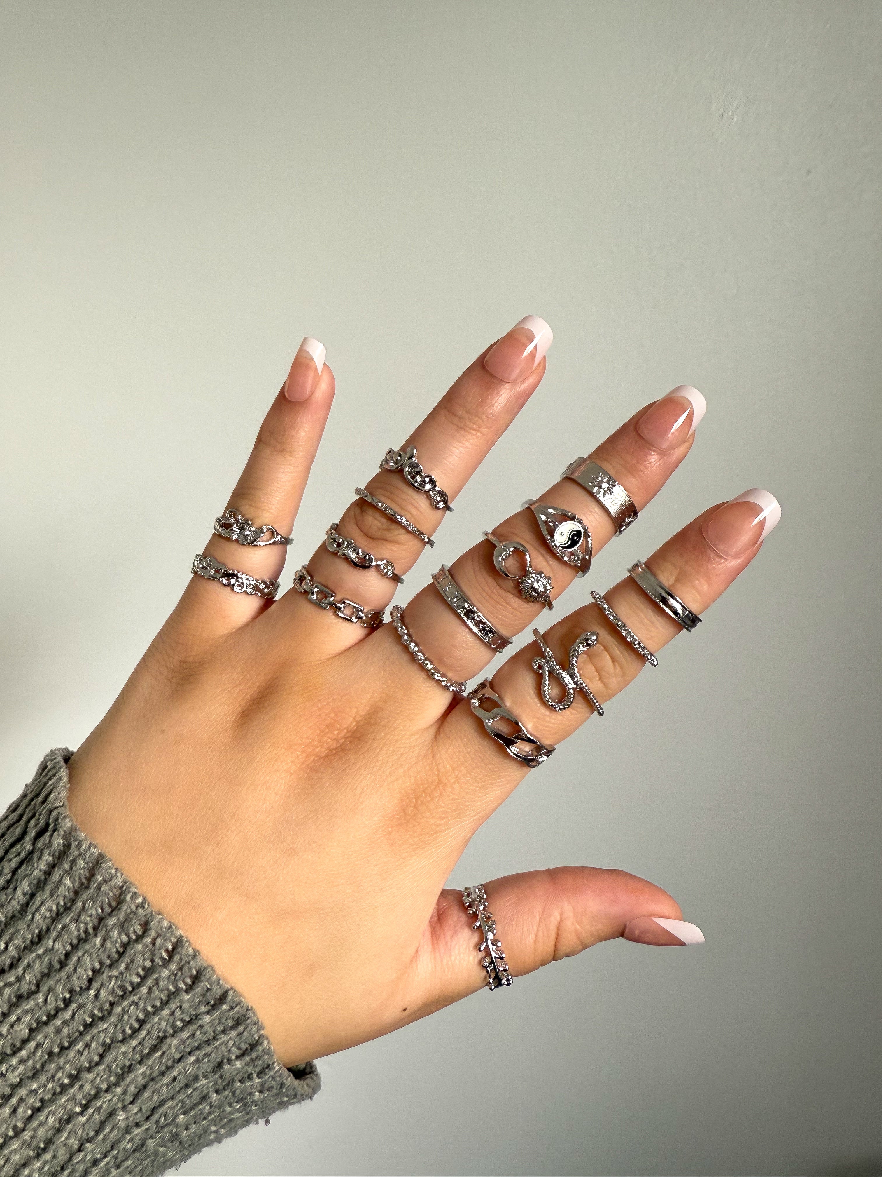 16pcs Antique Ring Set