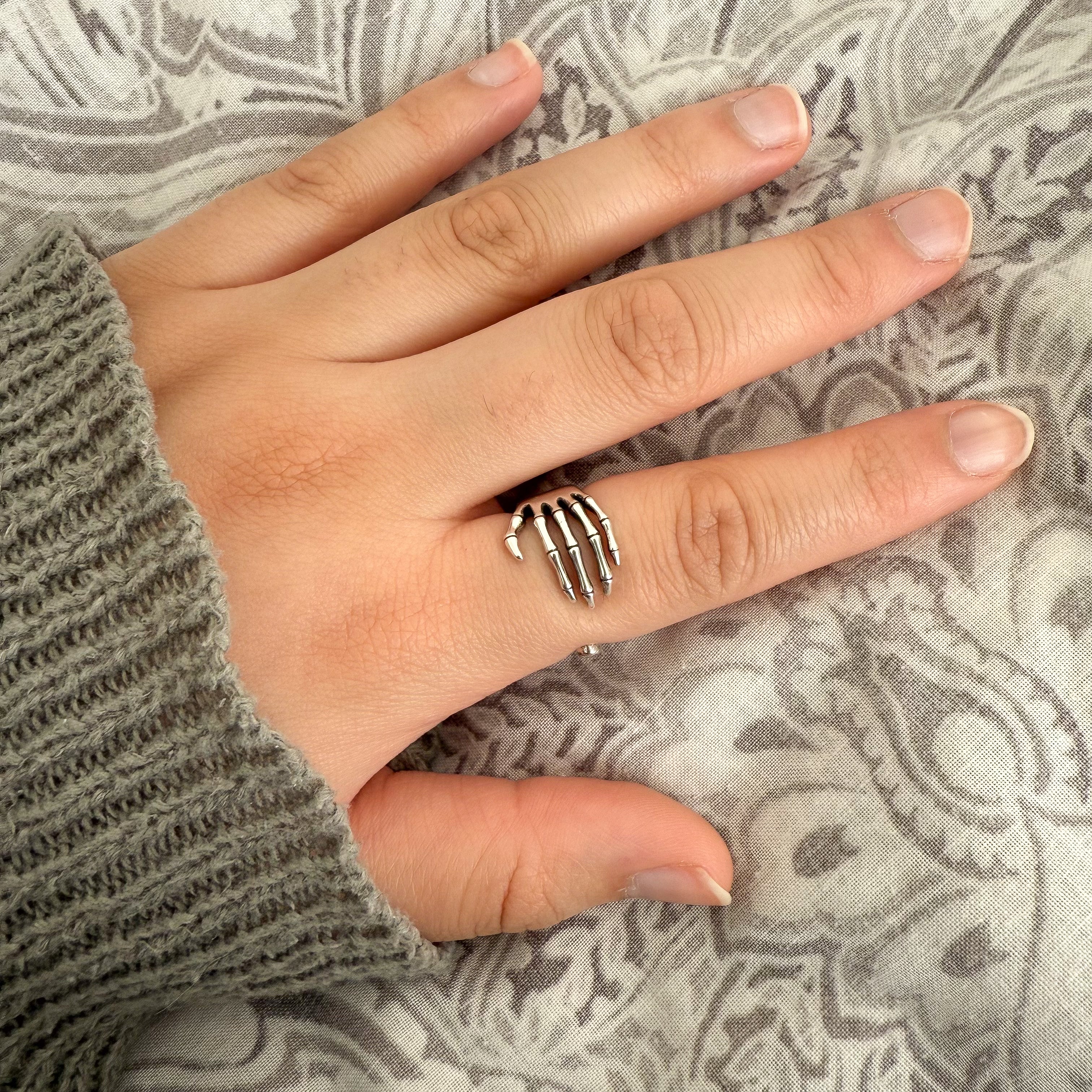 Sterling Silver Skeleton Hand Ring
