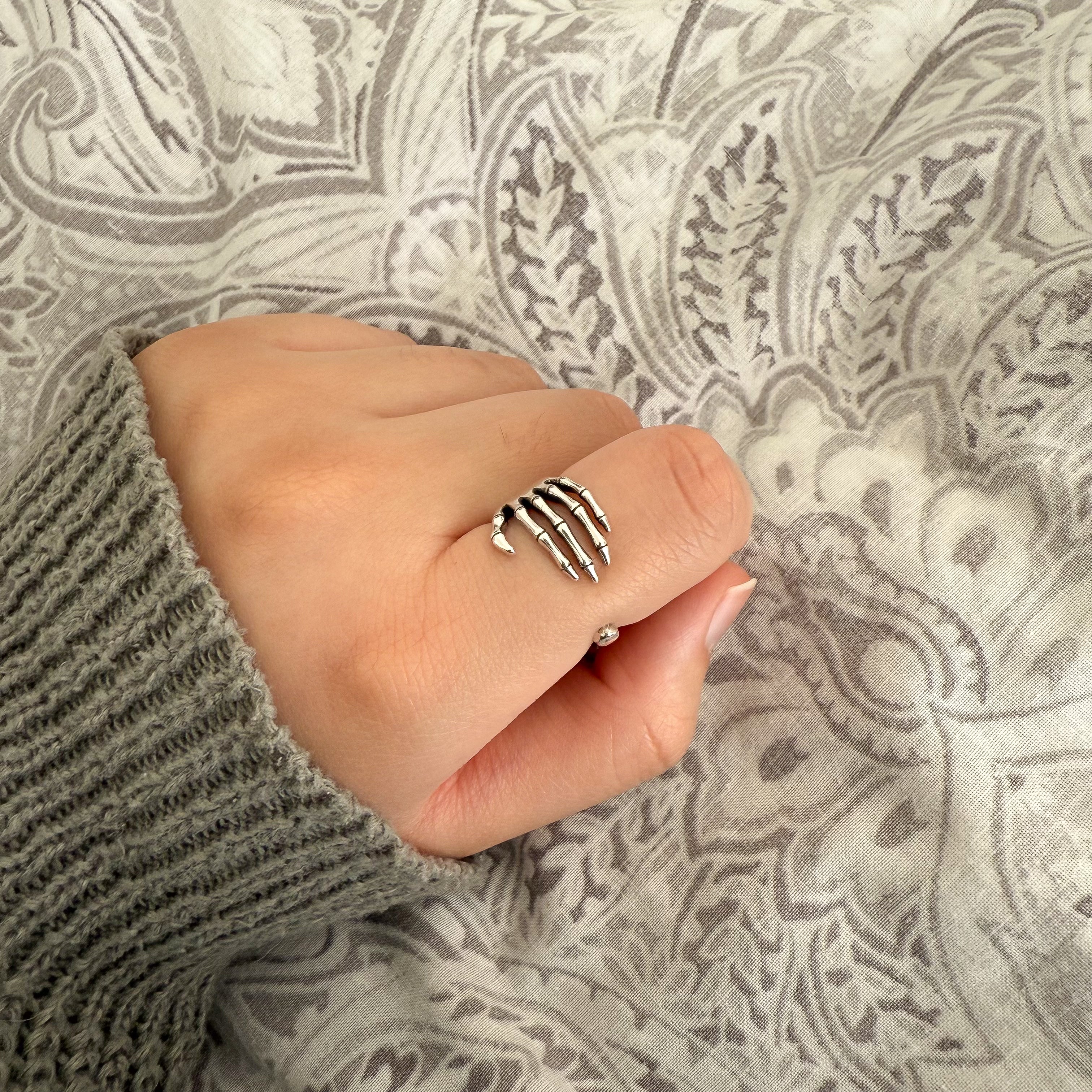 Sterling Silver Skeleton Hand Ring