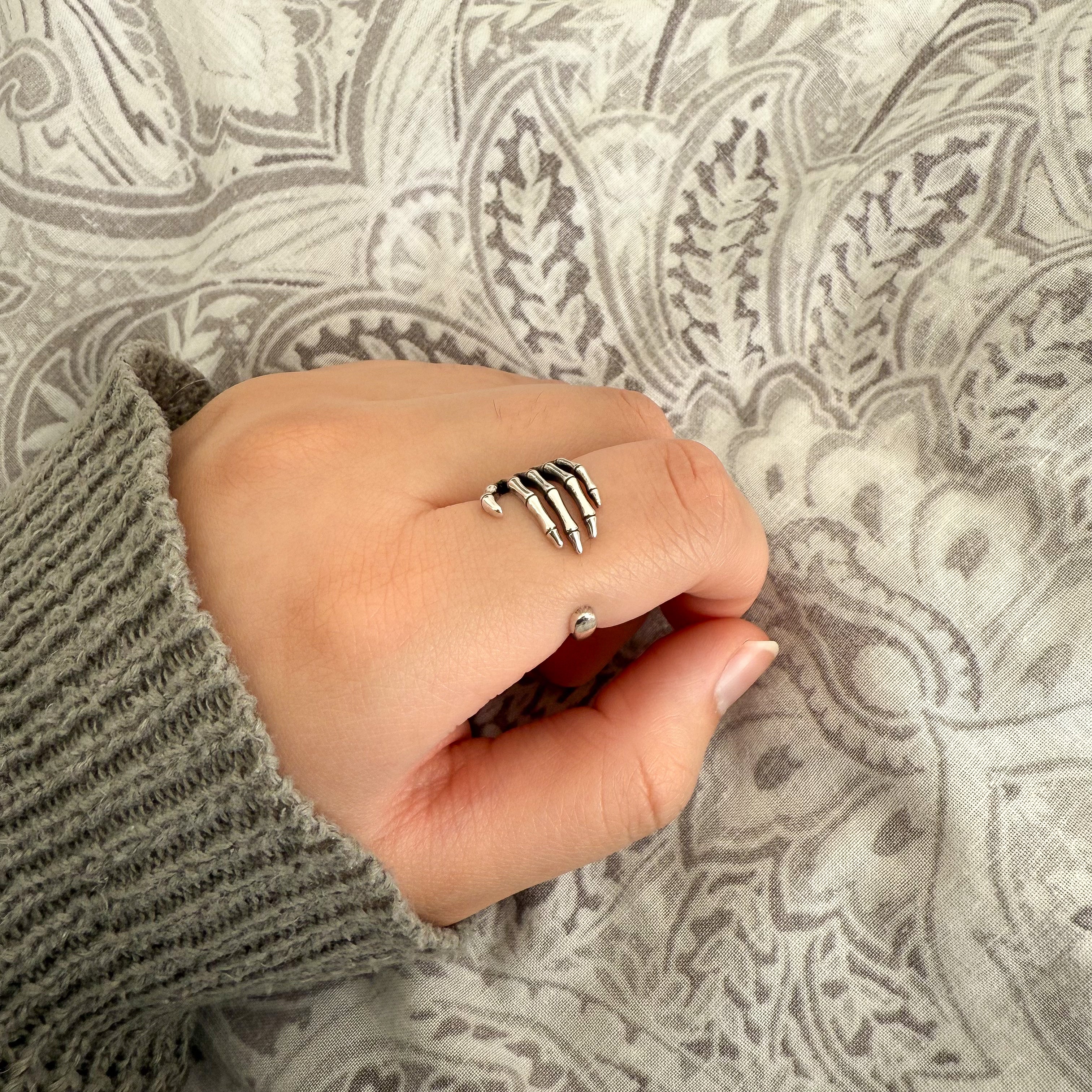 Sterling Silver Skeleton Hand Ring