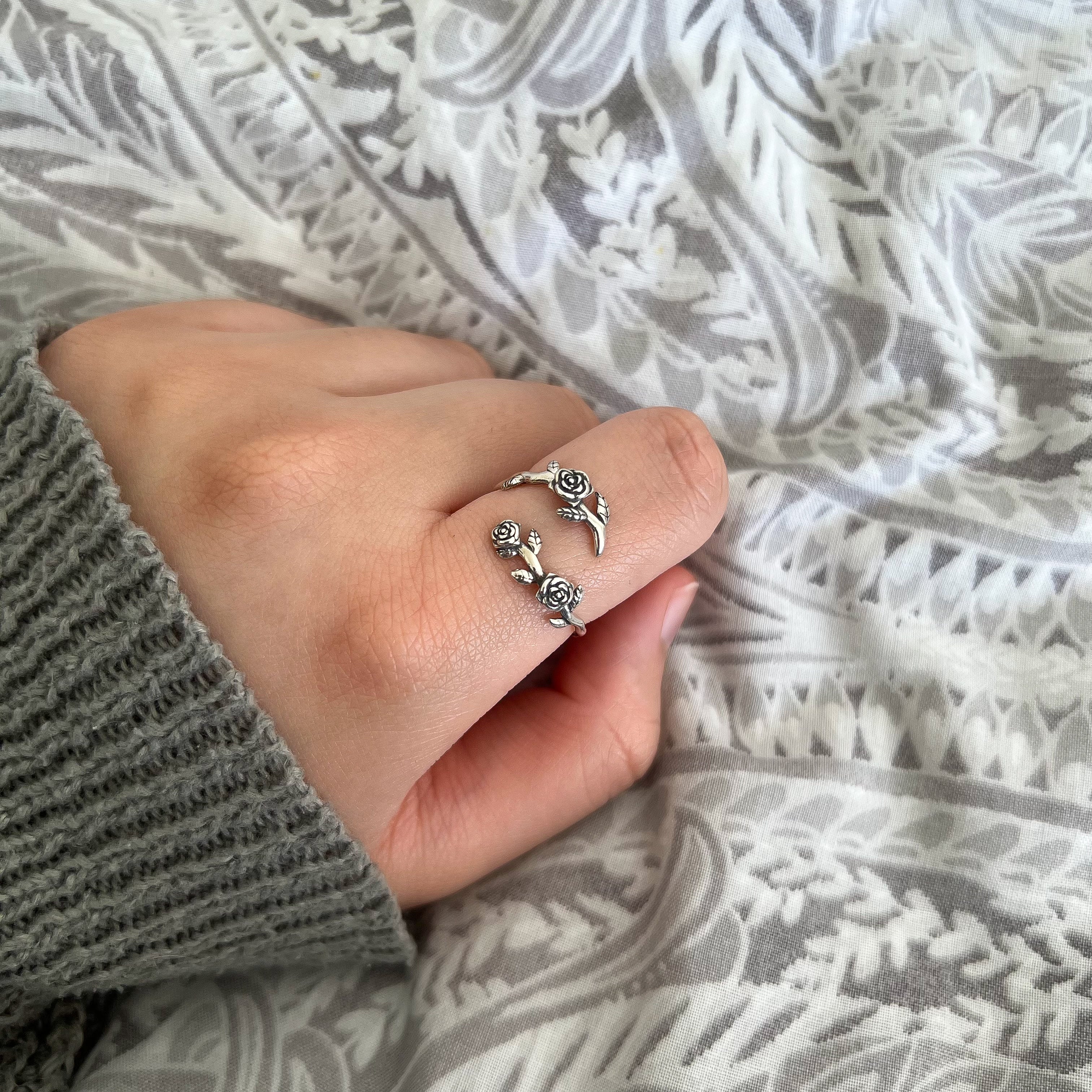 Sterling Silver Rose Leaf Ring